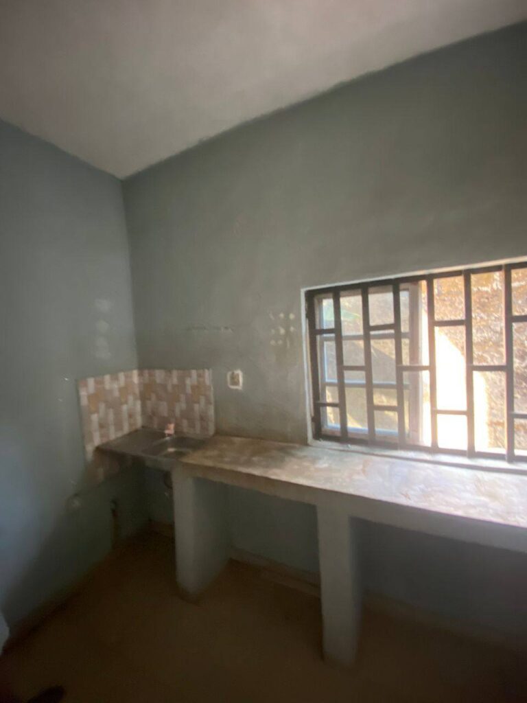1 bedroom flat for rent in Mbiabong Uyo Akwa Ibom (kitchen) 120416